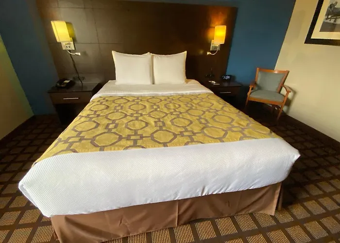 Baymont By Wyndham Hotel
