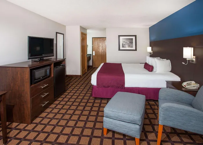 Baymont By Wyndham Hotel